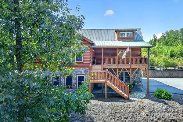 96 Boysenberry DR, Nebo, NC 28761