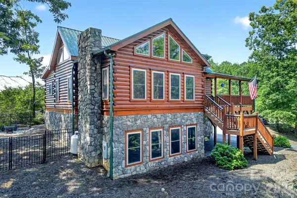 96 Boysenberry DR, Nebo, NC 28761
