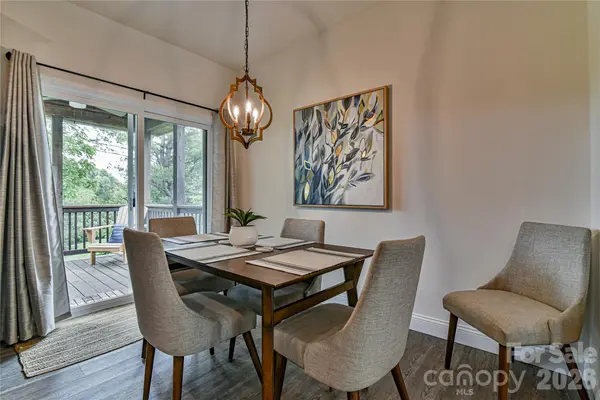 71 and 73 Panorama DR, Asheville, NC 28806