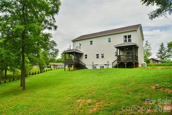 71 and 73 Panorama DR, Asheville, NC 28806