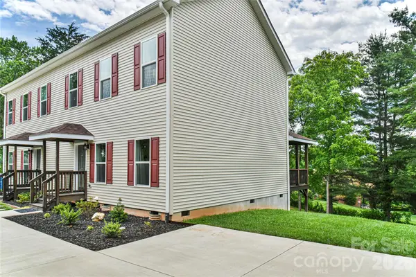 71 and 73 Panorama DR, Asheville, NC 28806