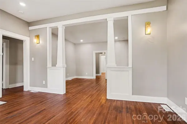 4118 Glory ST, Charlotte, NC 28206