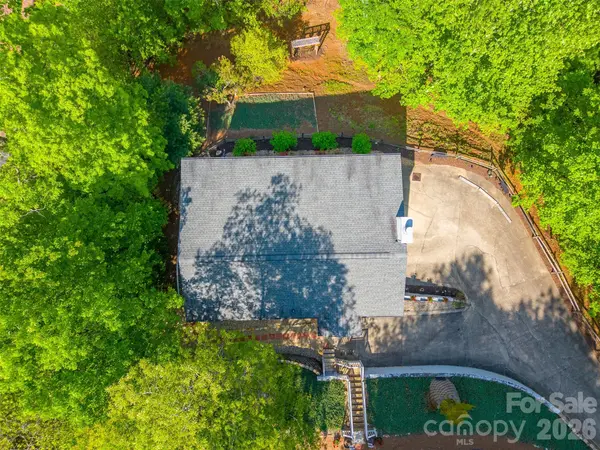 531 Reserve RD, Franklin, NC 28734