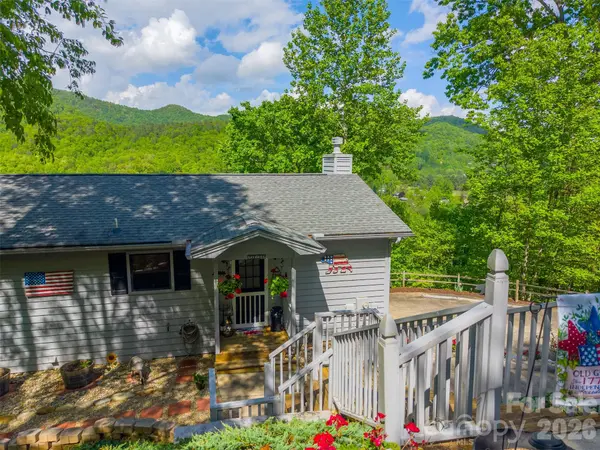 531 Reserve RD, Franklin, NC 28734
