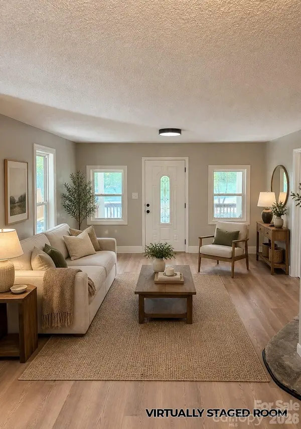 3910 Oakwood CIR, Iron Station, NC 28080