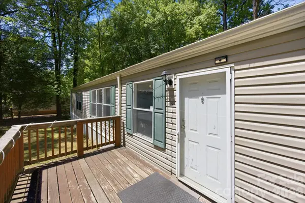 172 Wildwood Acres CIR, Mooresville, NC 28115