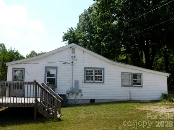 4749 Crowders Crest DR, Gastonia, NC 28052
