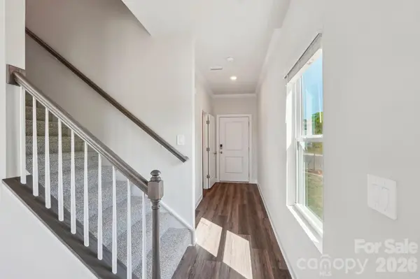 5511 Chambray TER, Cherryville, NC 28021