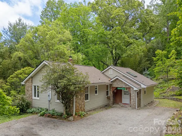 411 Patton Mountain RD, Asheville, NC 28804