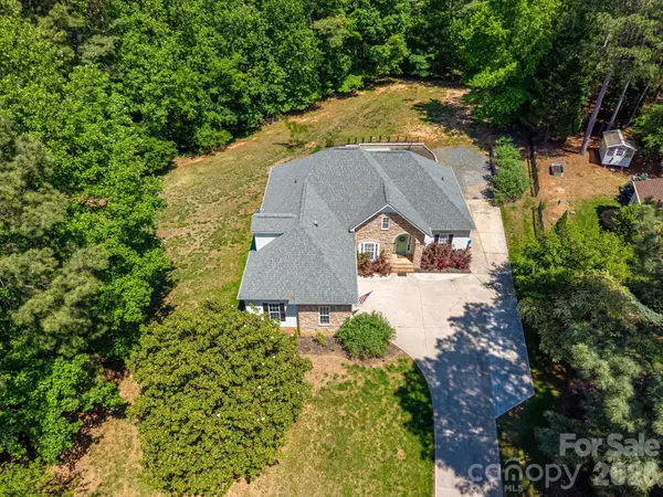122 Maple View DR #114, Troutman, NC 28166