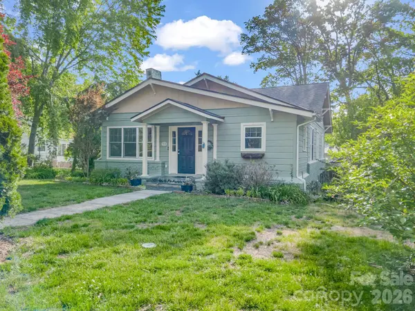 1534 Kensington RD, Hendersonville, NC 28791