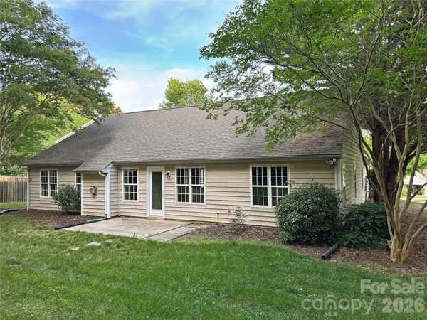 450 Glencrest DR, Stanley, NC 28164