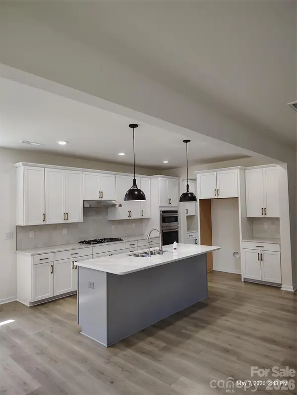 165 Winterberry ST, Mooresville, NC 28117