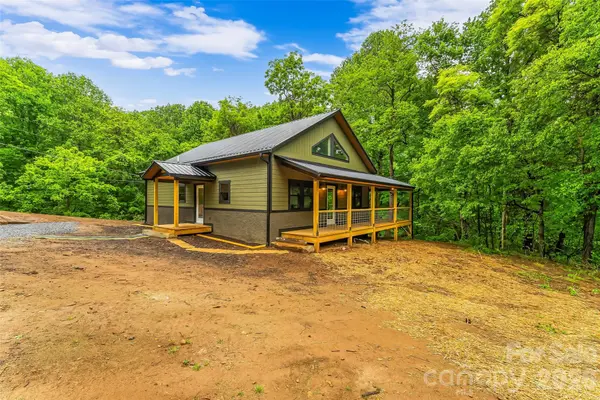 1737 Newfound RD, Leicester, NC 28748