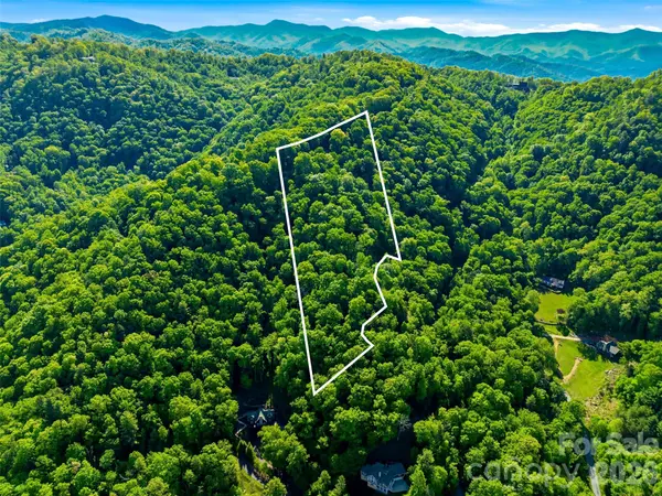 948 Cove Creek LN, Mars Hill, NC 28754