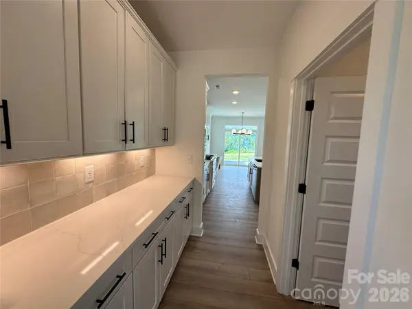 2265 Tabor RD, Sherrills Ford, NC 28673