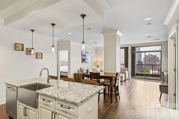 222 S Caldwell ST #1708, Charlotte, NC 28202