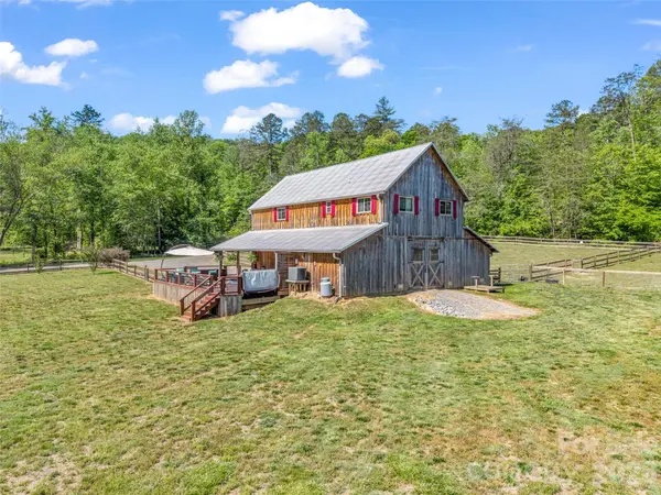 400 Calhoun TRL, Rutherfordton, NC 28139