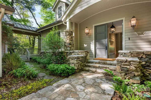 1957 & 1923 Cold Mountain RD, Lake Toxaway, NC 28747