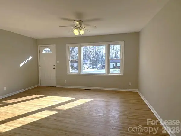 439 Sadie DR, Matthews, NC 28105