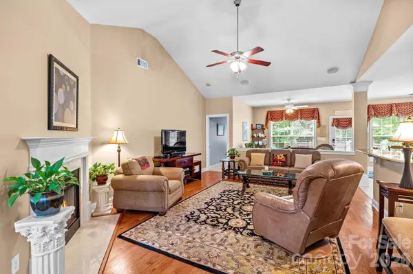 7767 St Andrews LN, Denver, NC 28164