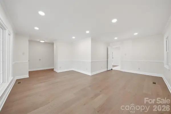1409 Woodberry RD, Charlotte, NC 28212