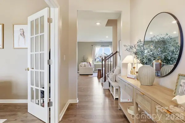 109 Shorthorn RD, Fletcher, NC 28732