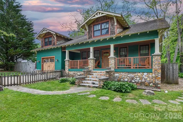 49 Miner ST, Brevard, NC 28712