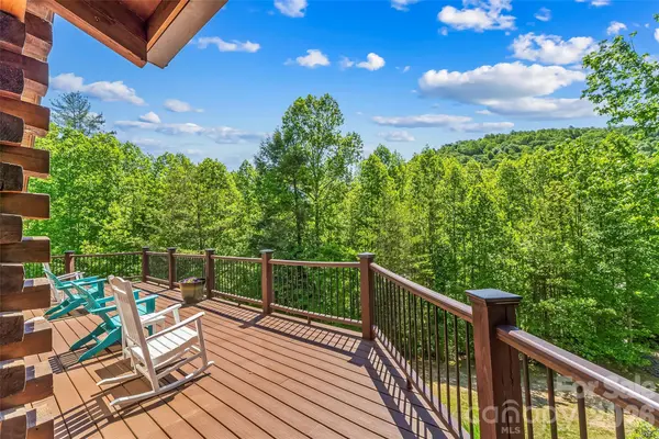 482 Gap Creek RD, Zirconia, NC 28790