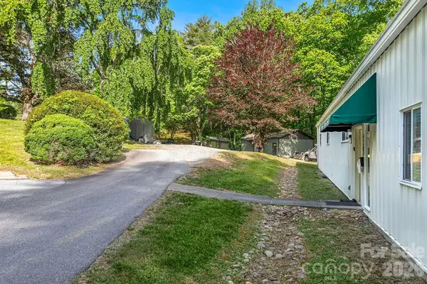 4204 Greenville HWY, Brevard, NC 28712