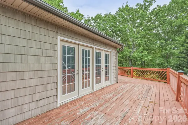 3190 Holly RD, Connelly Springs, NC 28612