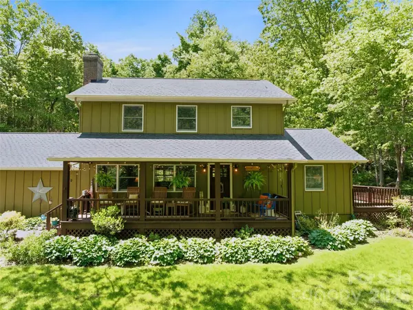 300 Kelly Springs RD, Waynesville, NC 28786
