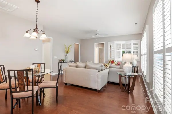 9016 Smokey Hill LN, Fort Mill, SC 29707