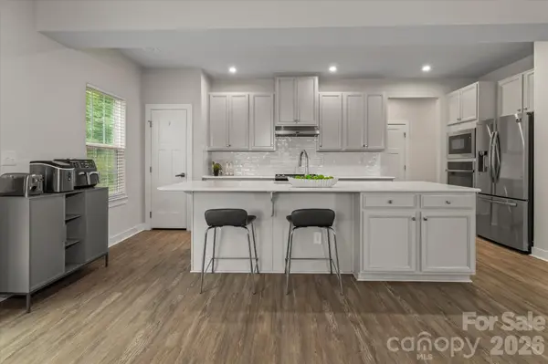 10250 Paper Birch DR, Charlotte, NC 28215
