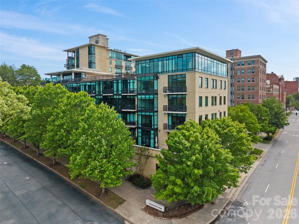 60 N Market ST #217, Asheville, NC 28801
