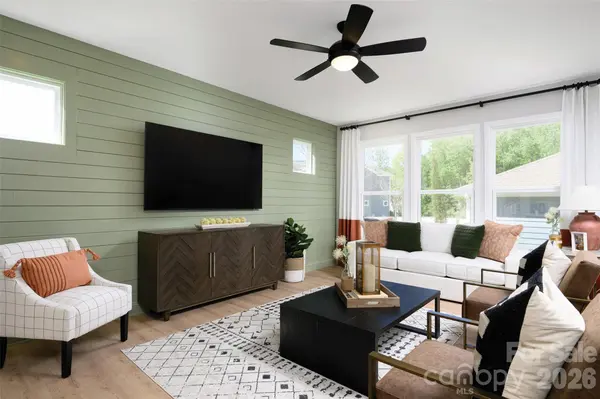 10026 Mamillion DR, Huntersville, NC 28078