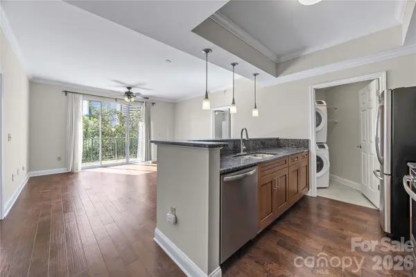 300 W 5th ST #809, Charlotte, NC 28202