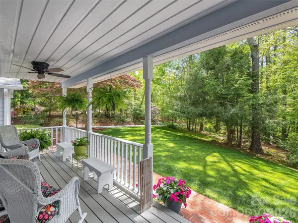 81 Old Gap Creek RD, Fairview, NC 28730