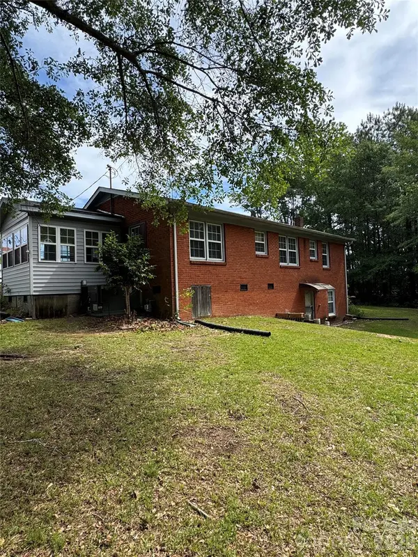 1100 Old Lilesville RD, Wadesboro, NC 28170