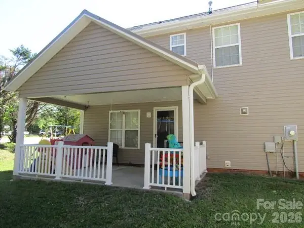 402 Trillium CT SW #1, Conover, NC 28613
