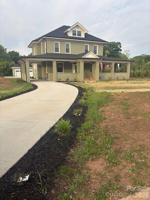 201 E First ST, Lowell, NC 28098
