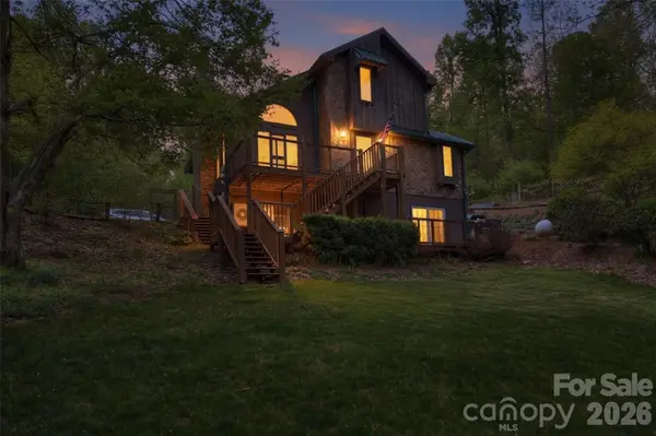262 Azalea Hills LN, Spruce Pine, NC 28777