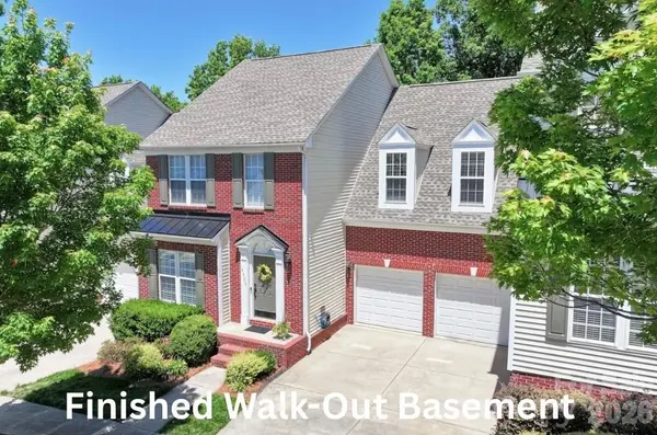 14509 Greenpoint LN, Huntersville, NC 28078