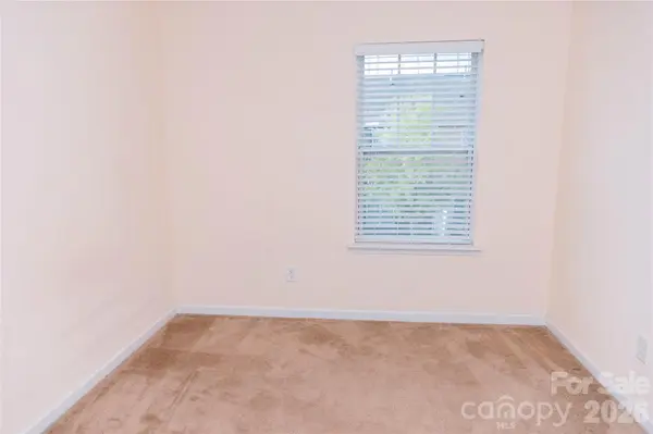 10443 Benfield RD, Charlotte, NC 28269