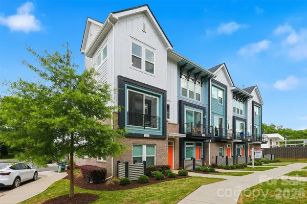 2148 Electric LN, Charlotte, NC 28205