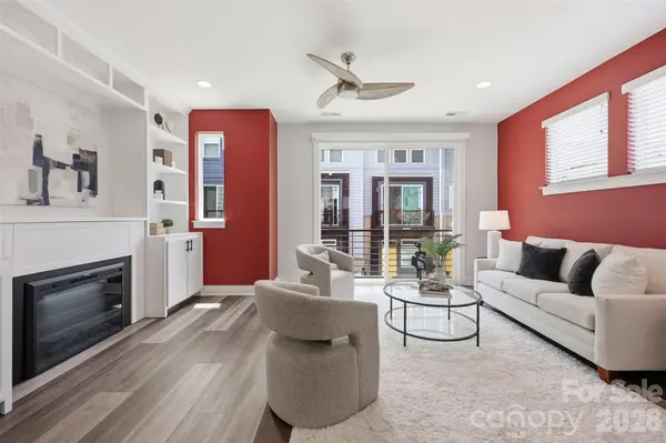 2148 Electric LN, Charlotte, NC 28205