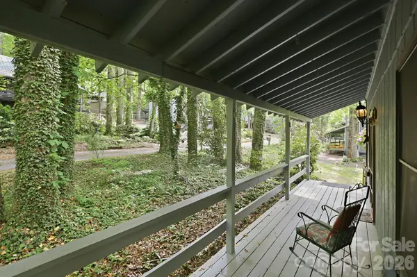 50 Gail DR, Maggie Valley, NC 28751