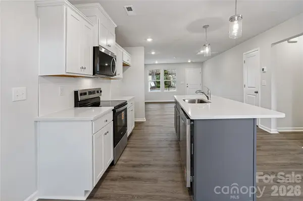 532 Bond ST, Statesville, NC 28677