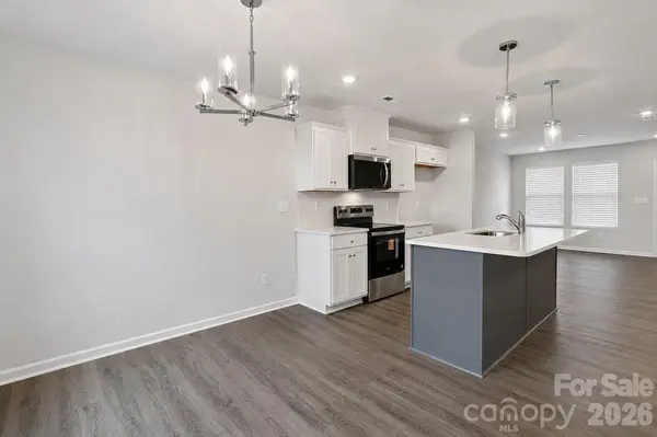 532 Bond ST, Statesville, NC 28677