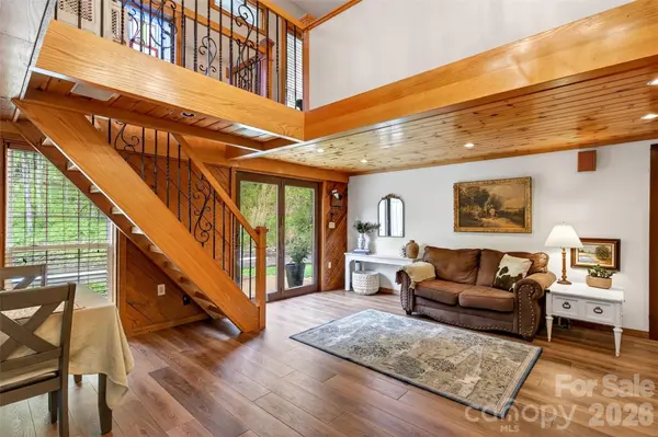 3068 S 226 HWY, Bakersville, NC 28705